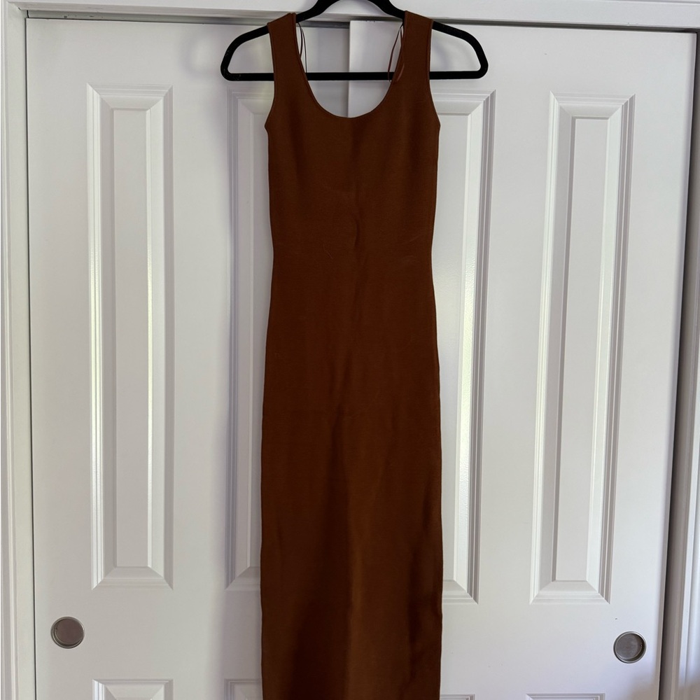 Elegant Brown Sleeveless Dress